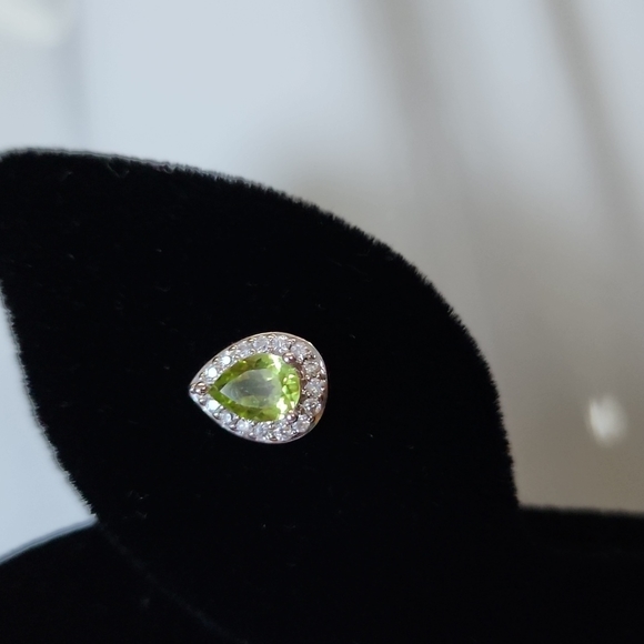 Peridot and CZ post earrings - Picture 7 of 8
